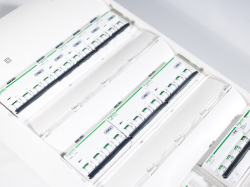 El Tavle 8 – Forberedt til 11Kw ladeboks.